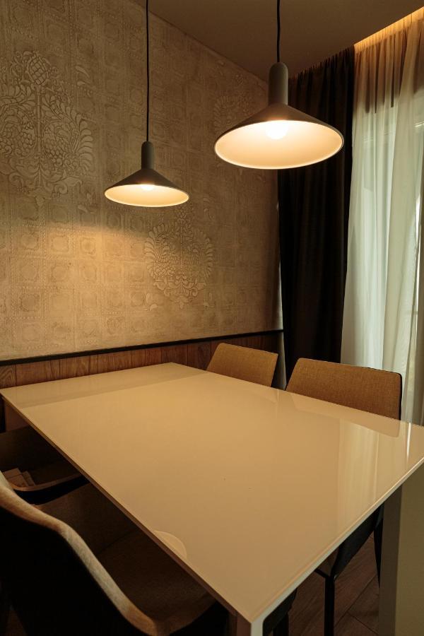 Visar Apartments วญอเรอ ภายนอก รูปภาพ